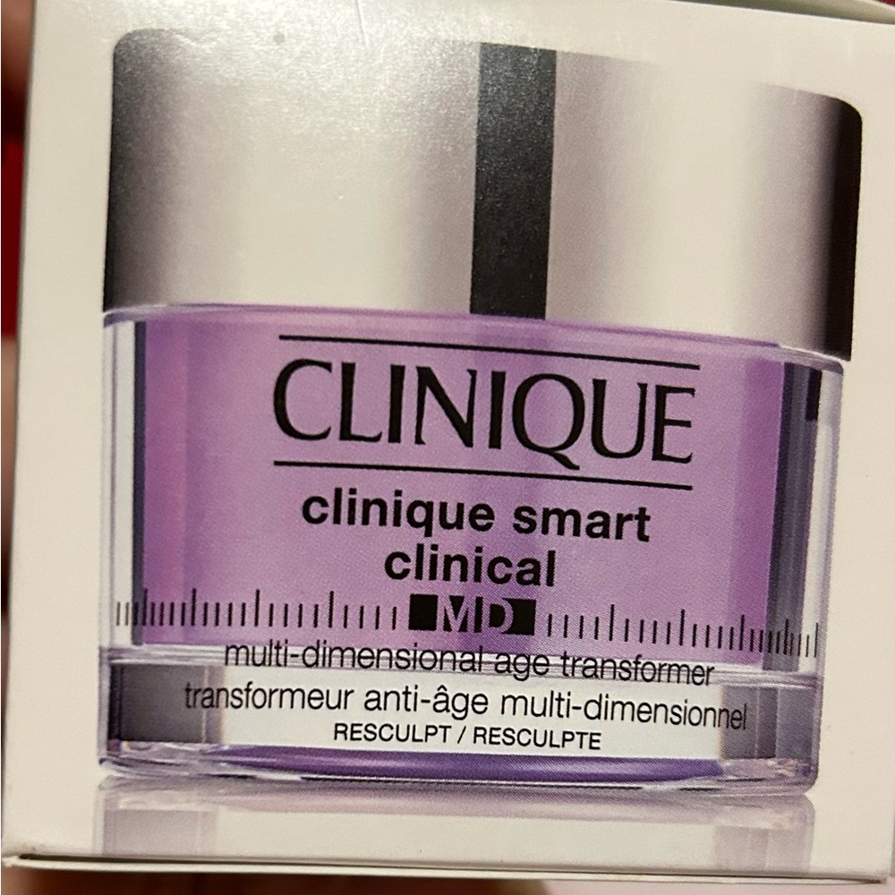 Clinique Smart Clinical Multi-Dimensional Age Transformer - Picture 4 of 4